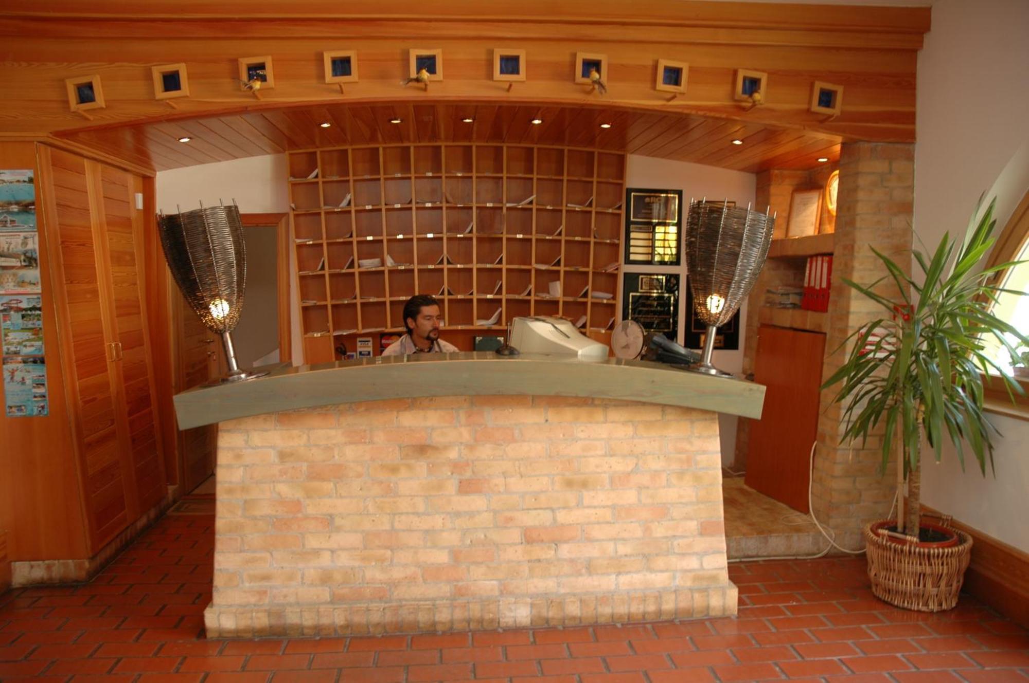 Abbazia Country Club Hotel Nemesnep ภายนอก รูปภาพ