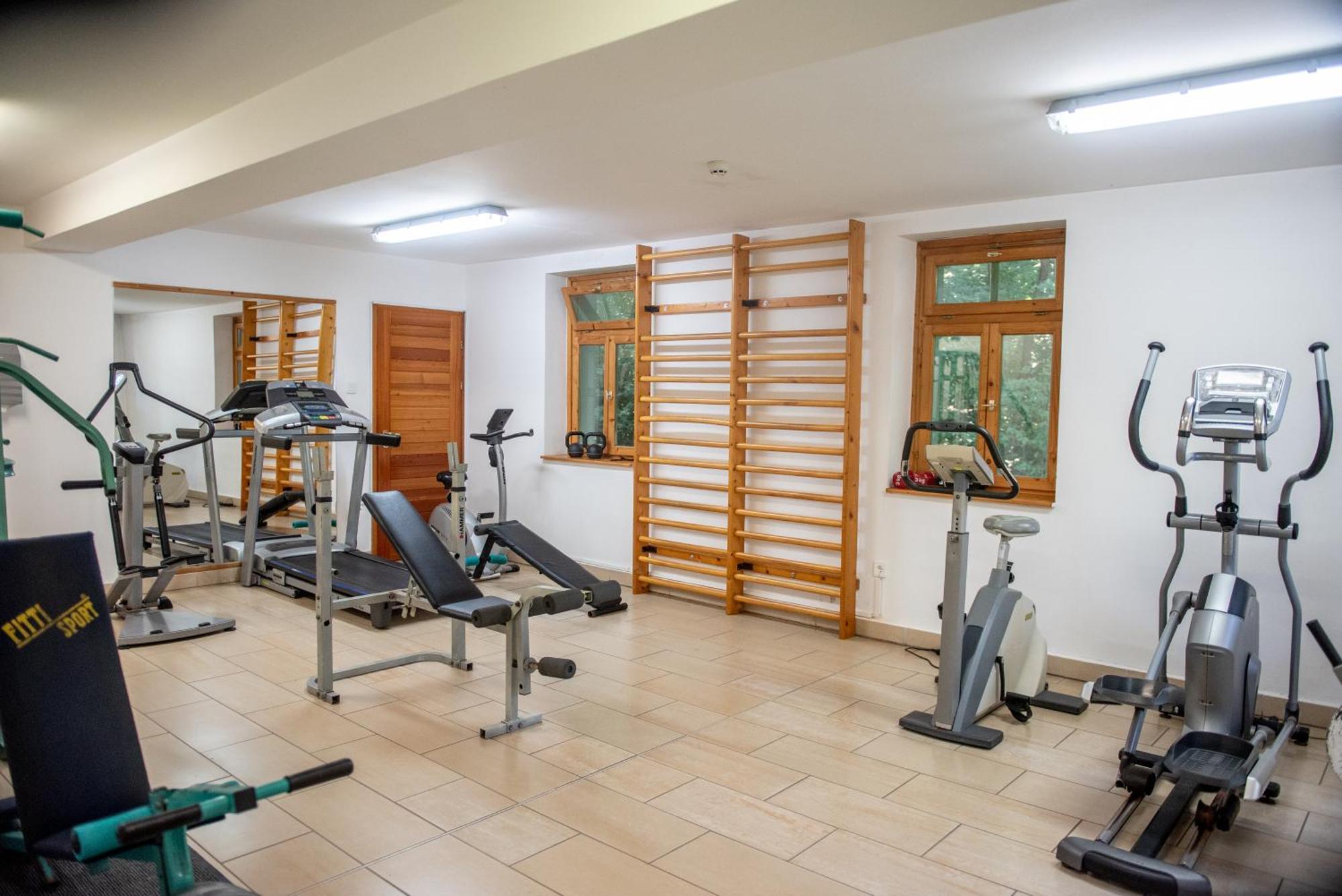 Abbazia Country Club Hotel Nemesnep ภายนอก รูปภาพ